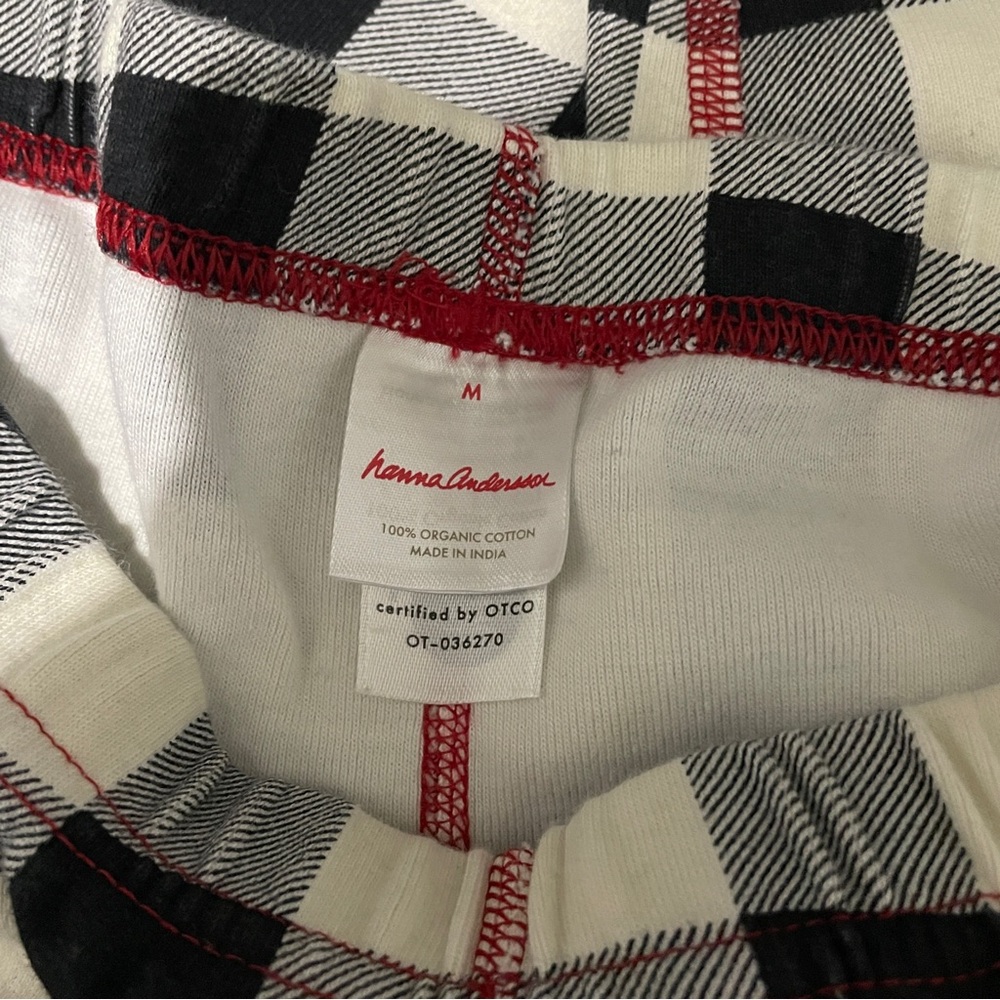 Hanna Andersson Black and White Checkered Pajamas with Red Trim, M - Picture 9 of 13